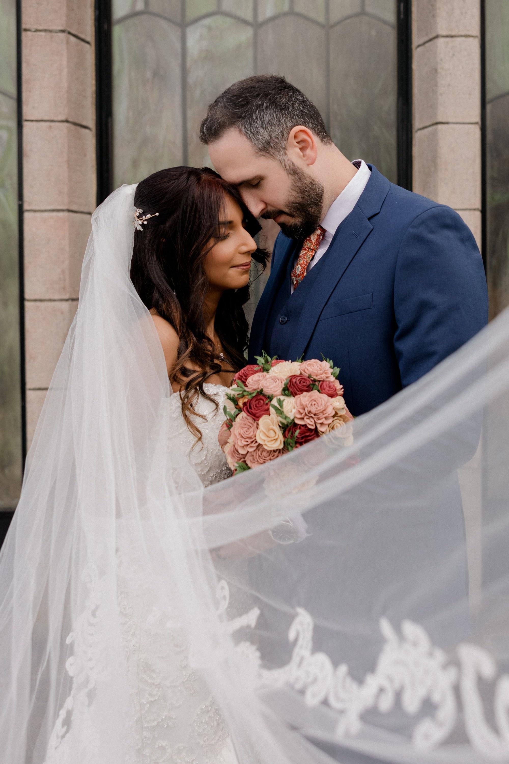 carousel-hero-element image-1