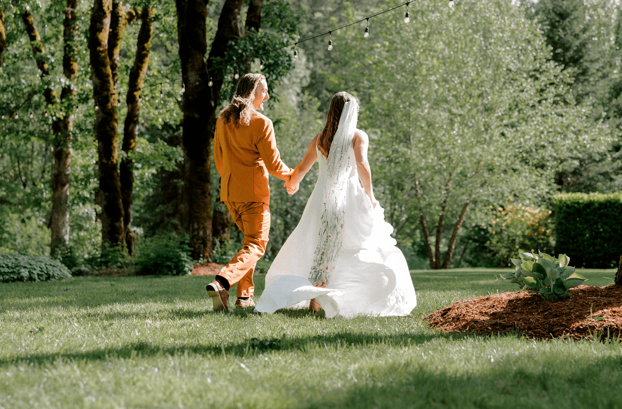 The Significance of Hiring a Professional Photographer for Weddings